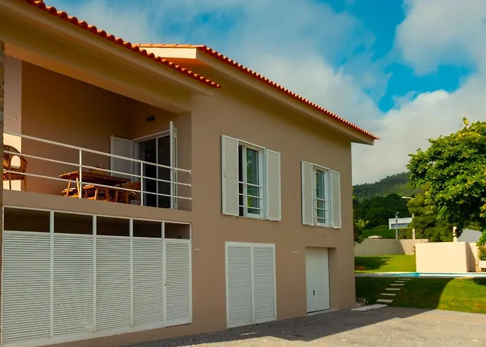 Sea And Mountain Retreat Afife